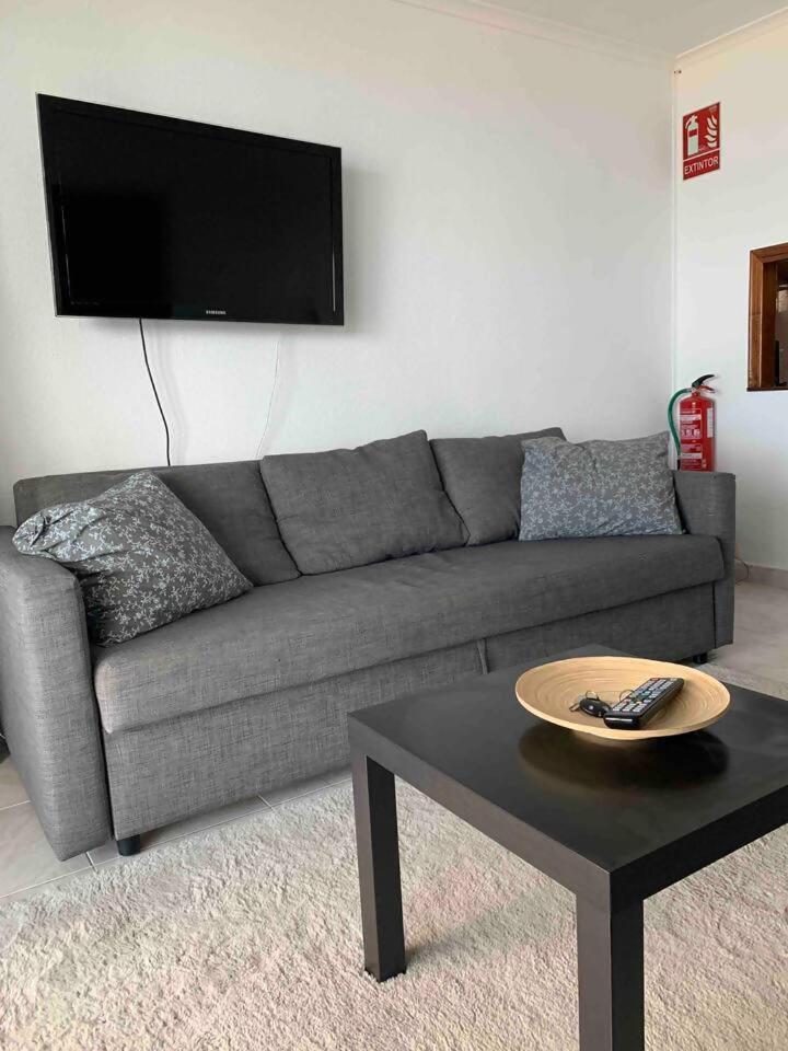 Stunning Apartment 50 Meters From The Sea 베날마데나코스타 외부 사진