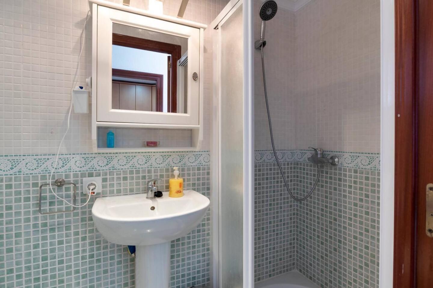 Stunning Apartment 50 Meters From The Sea 베날마데나코스타 외부 사진