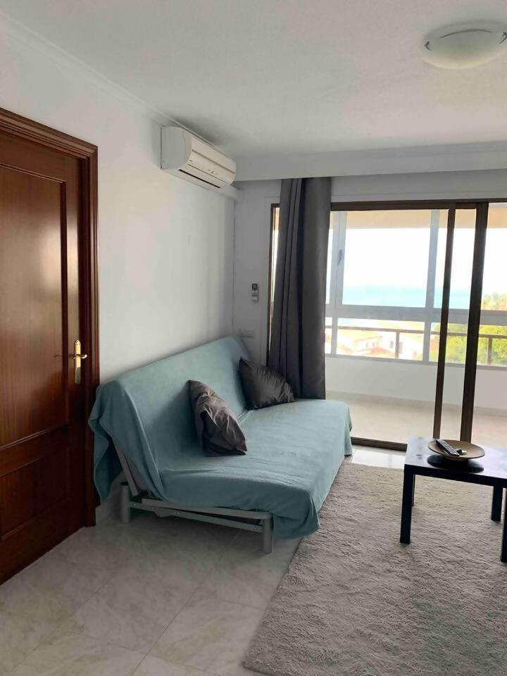 Stunning Apartment 50 Meters From The Sea 베날마데나코스타 외부 사진