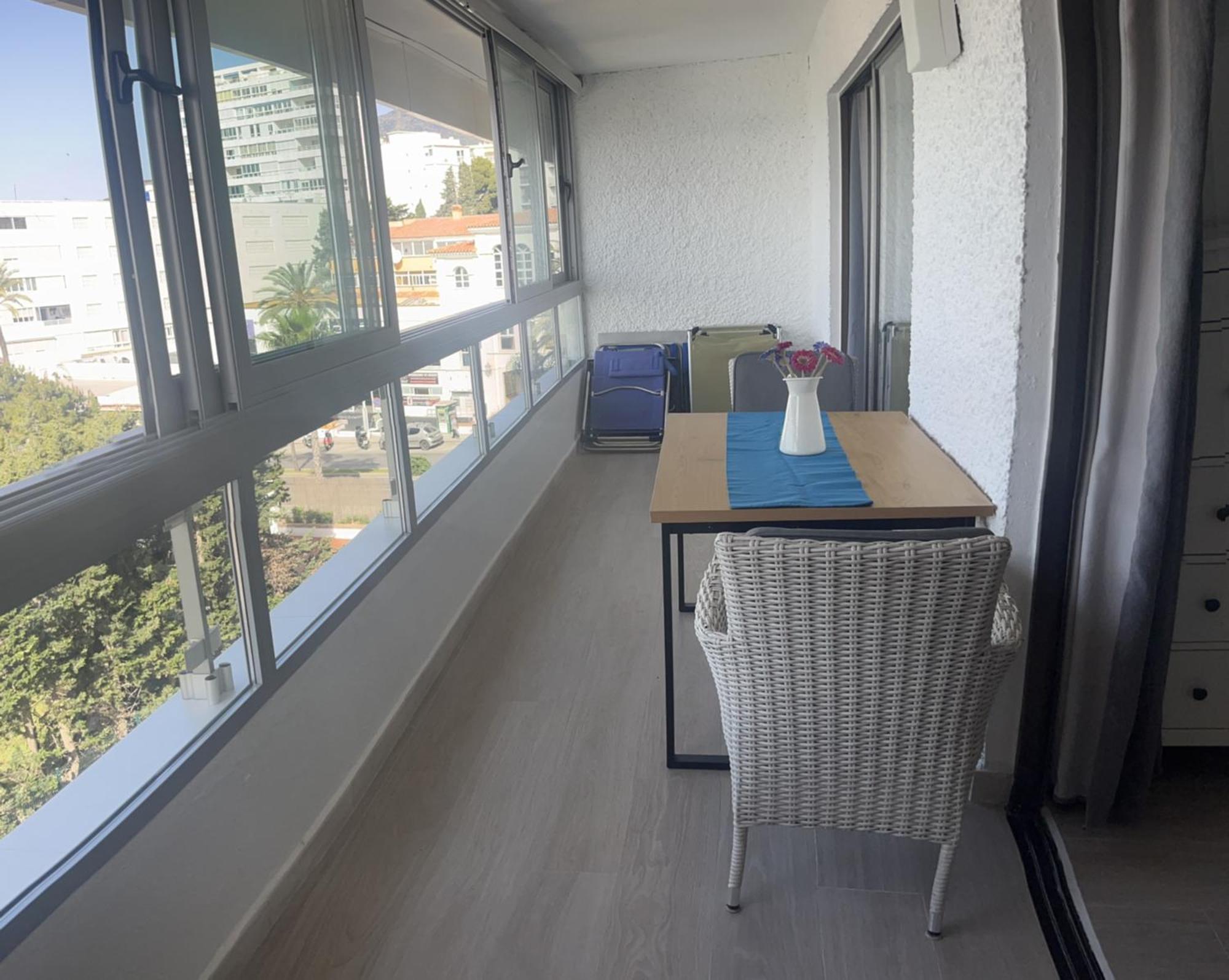 Stunning Apartment 50 Meters From The Sea 베날마데나코스타 외부 사진