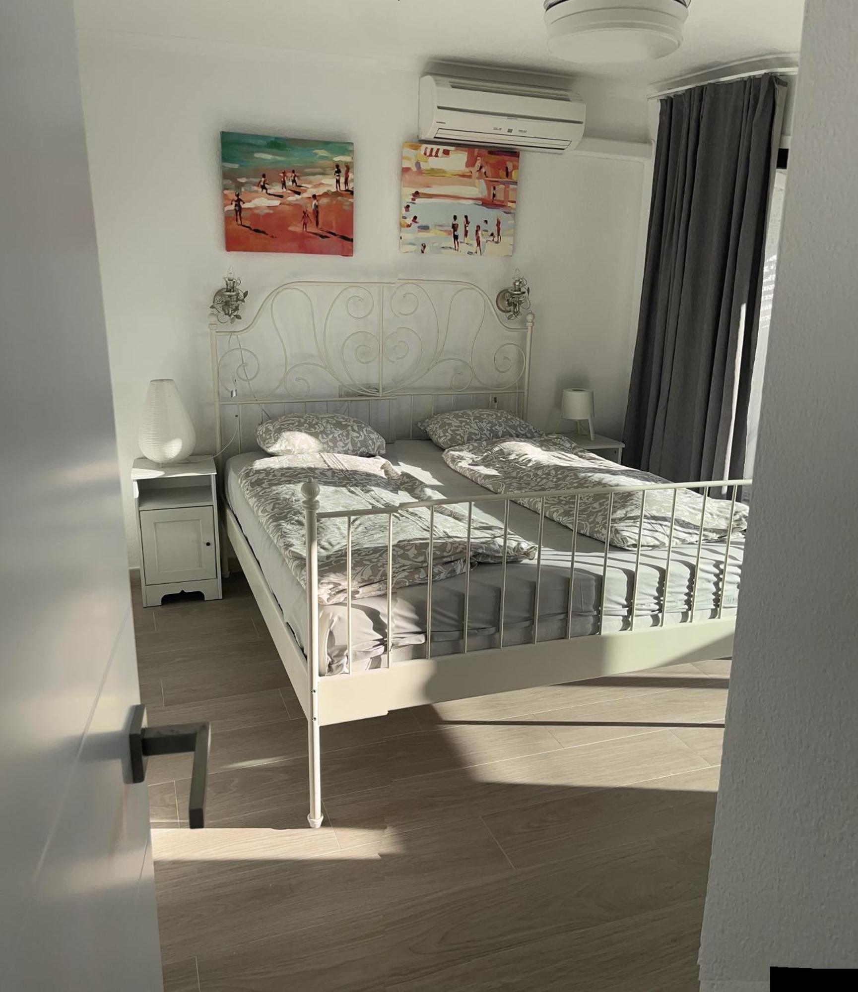 Stunning Apartment 50 Meters From The Sea 베날마데나코스타 외부 사진
