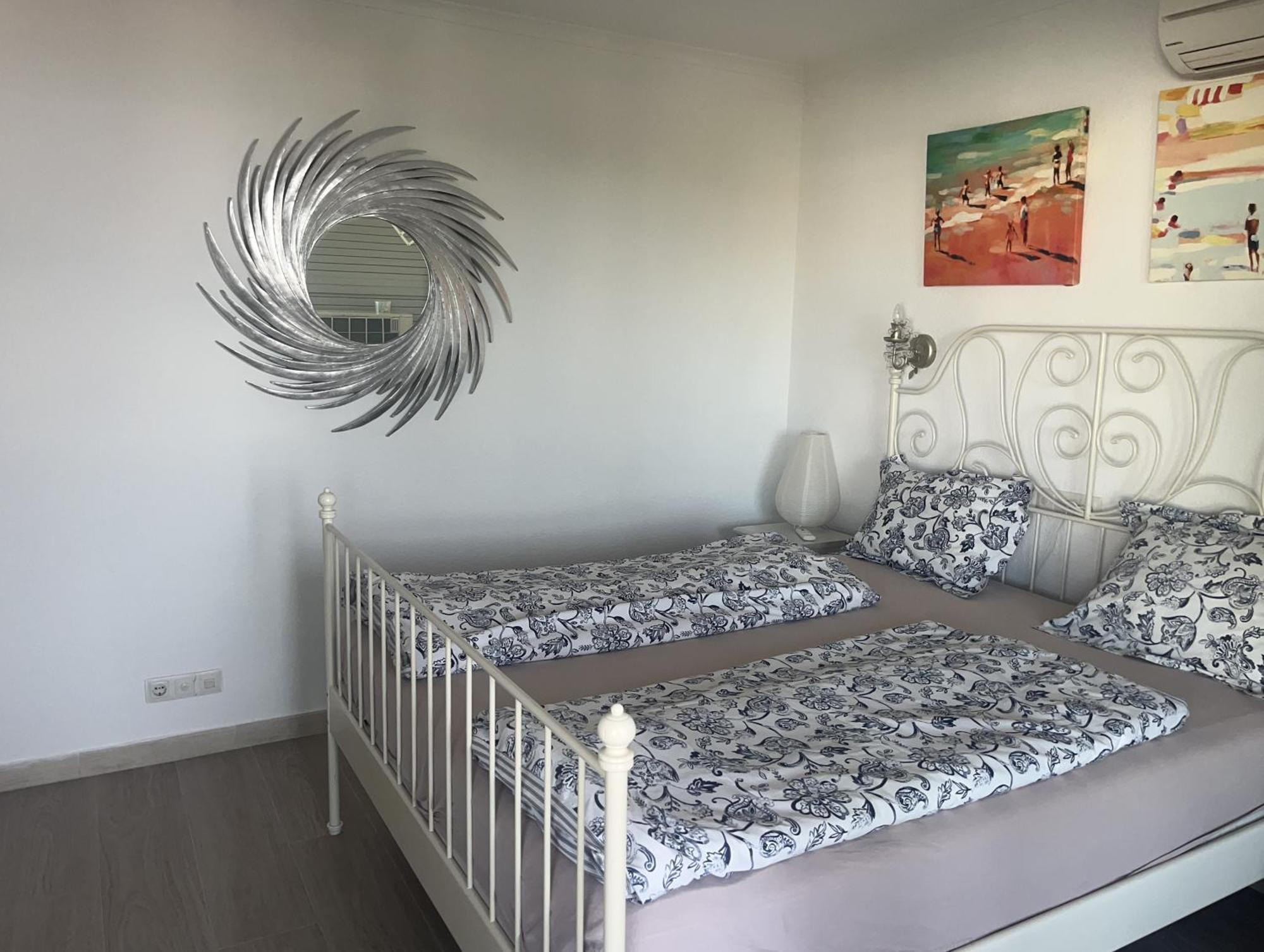 Stunning Apartment 50 Meters From The Sea 베날마데나코스타 외부 사진