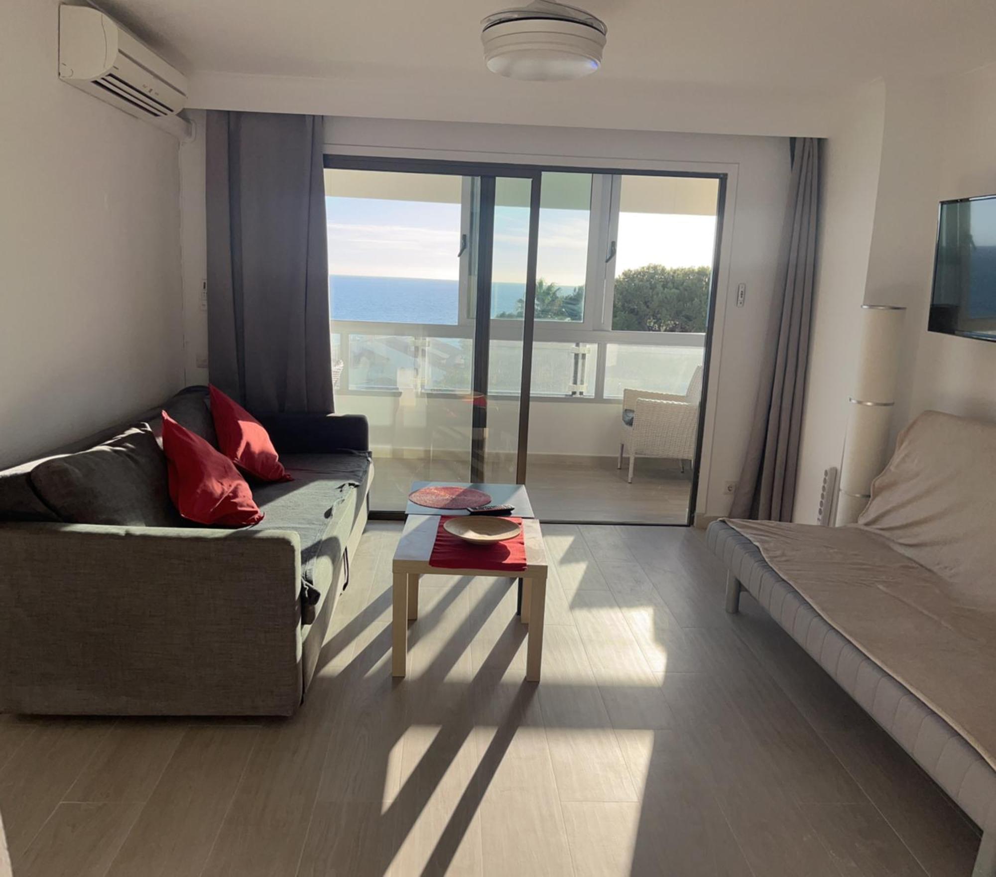 Stunning Apartment 50 Meters From The Sea 베날마데나코스타 외부 사진