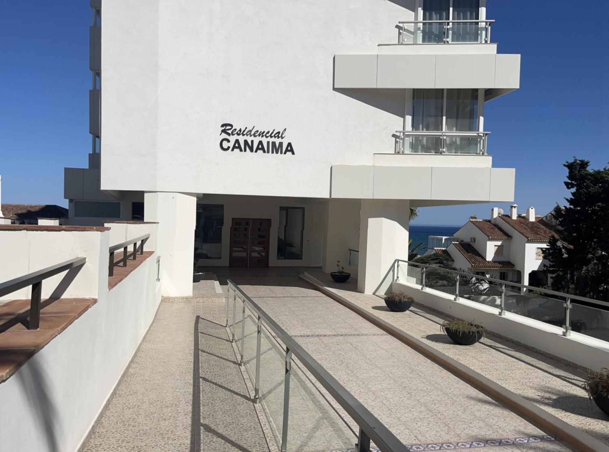 Stunning Apartment 50 Meters From The Sea 베날마데나코스타 외부 사진